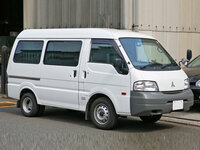 Mitsubishi Delica IV Minivan Van