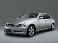 Toyota Reiz I Sedan
