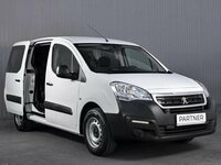 Peugeot Partner II Facelift 2 Minivan Tour