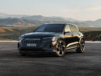 Audi SQ8 e-tron SUV 5 doors